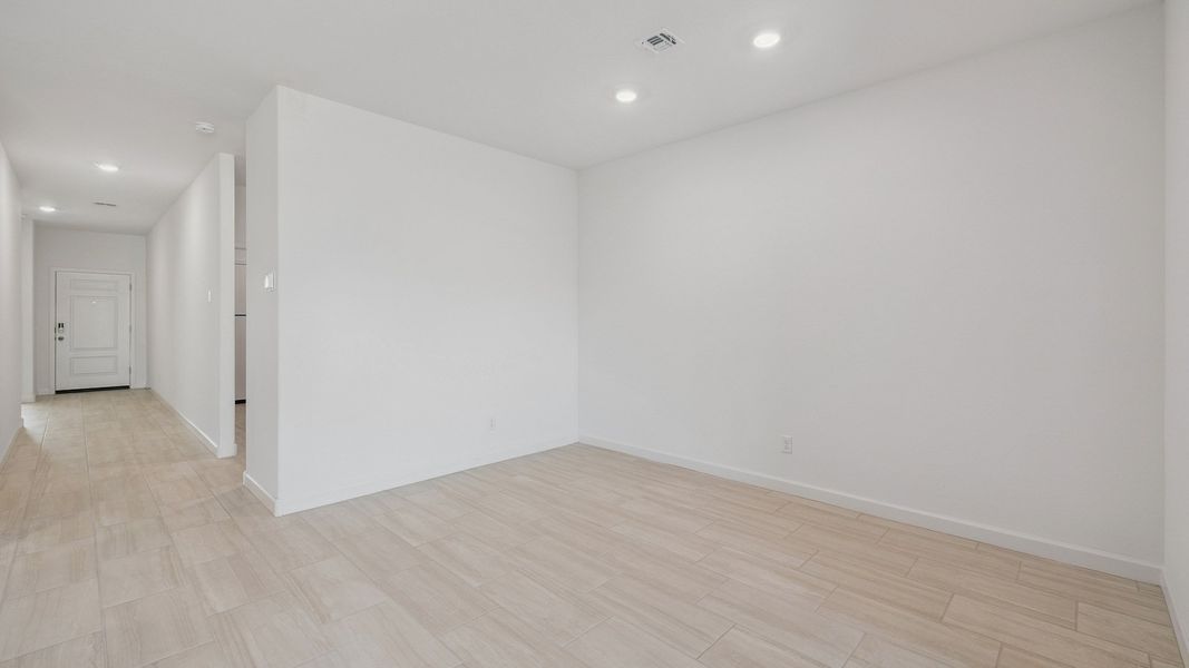 Spacious, unfurnished interior of a new home in Desert Moon Estates, Buckeye (Image 21). Spacious, unfurnished interior of a new home in Desert Moon Estates, Buckeye (Image 21).