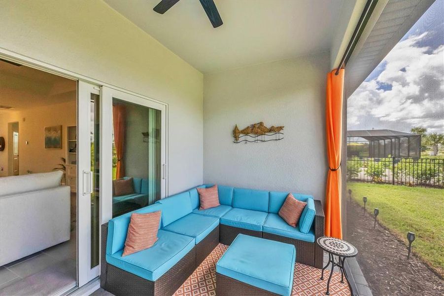 Exterior details and patio area of a home in , Port Charlotte (Image 20).