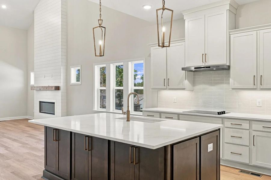 Everly E Kitchen