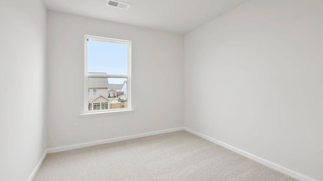 Spacious, unfurnished interior of a new home in Covington Village, Greer (Image 28).