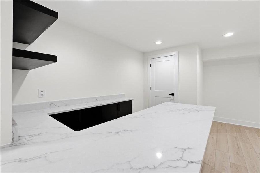 Spacious, unfurnished interior of a new home in , Atlanta (Image 48).