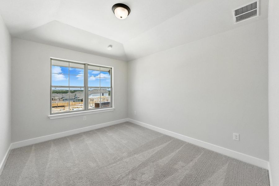 Spacious, unfurnished interior of a new home in Nolina - 50', Georgetown (Image 21).