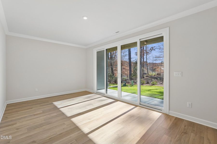 Elm Park 43_Flex Room_11.24.25_webready