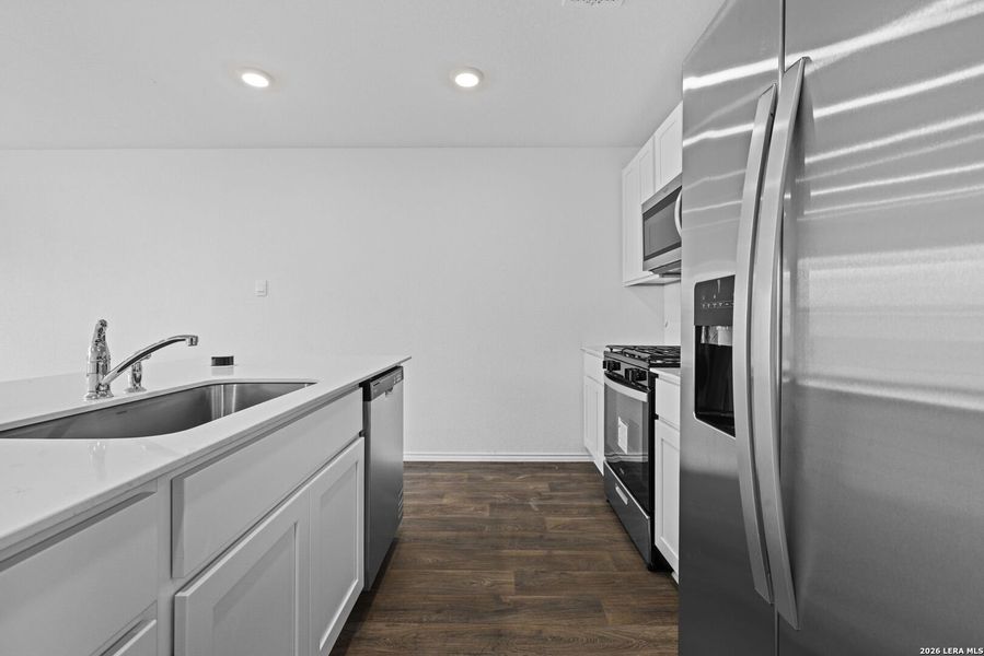 Furnished interior view inside a new home in Blue Ridge Ranch, San Antonio (Image 9).