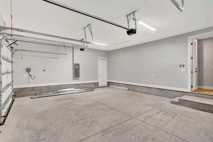 Spacious, unfurnished interior of a new home in , Palm Coast (Image 20).