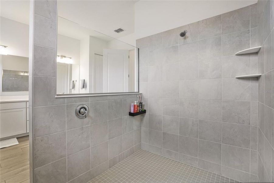 Close-up of interior finishes inside a home in , Lakewood Ranch (Image 20). Close-up of interior finishes inside a home in , Lakewood Ranch (Image 20).