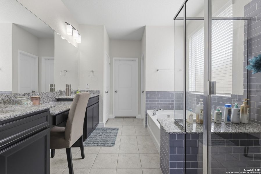 Furnished interior view inside a new home in , San Antonio (Image 40). Furnished interior view inside a new home in , San Antonio (Image 40).