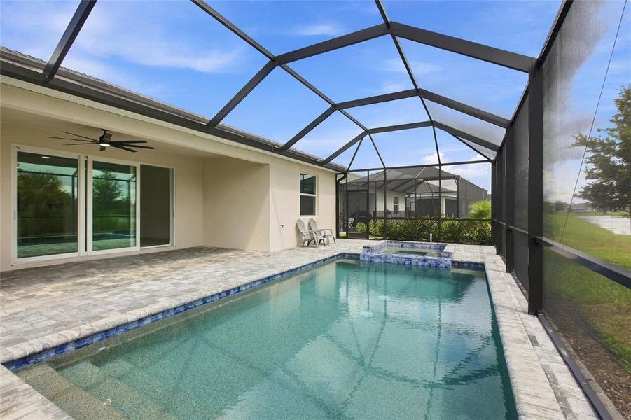 Exterior details and patio area of a home in , Venice (Image 25).