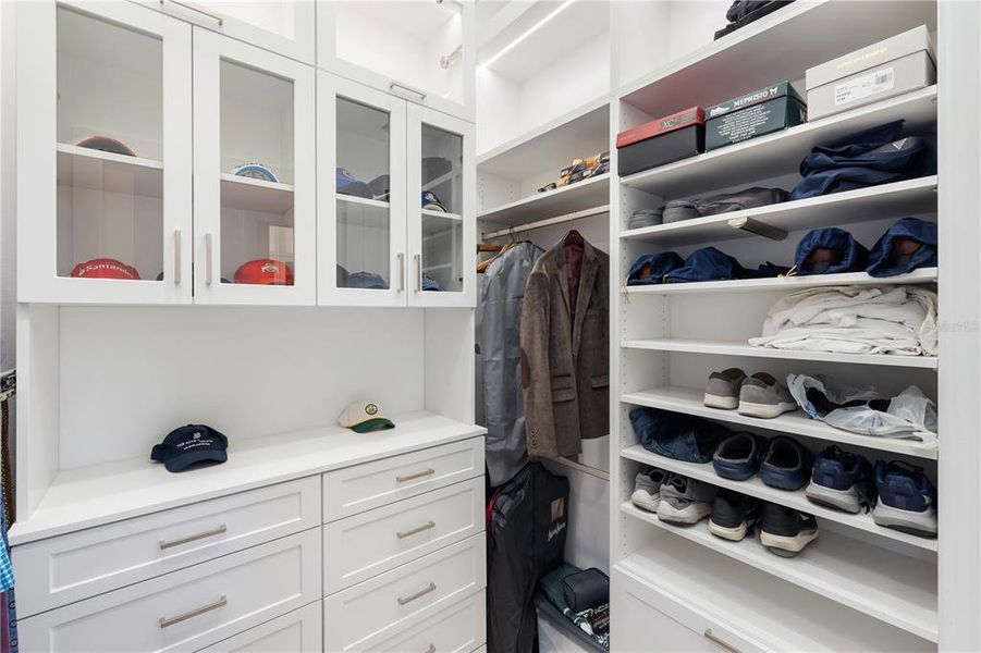 Furnished interior view inside a new home in , Sarasota (Image 16).