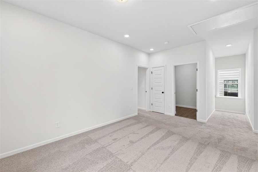 Spacious, unfurnished interior of a new home in Sanders Park, Austell (Image 28).