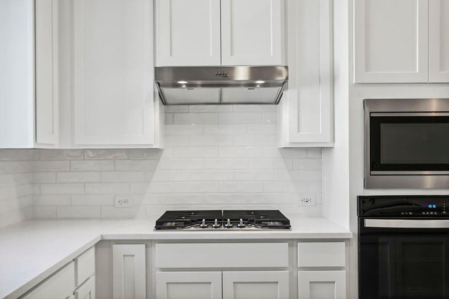 Photos are not of the actual home, but are photos of the builder home with same floorplan