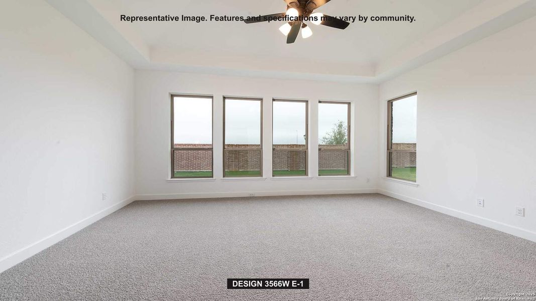 Spacious, unfurnished interior of a new home in Kinder Ranch 70', San Antonio (Image 2).