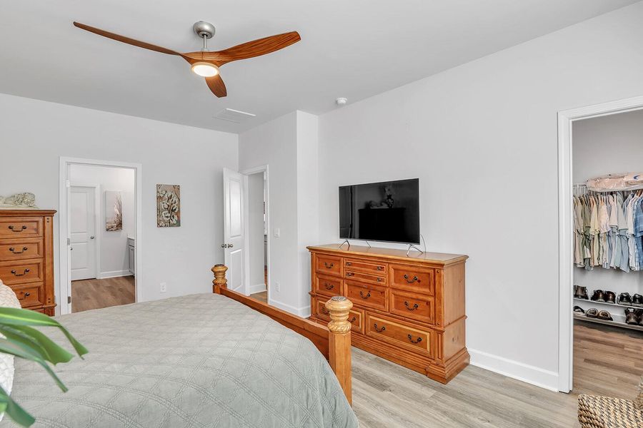 Furnished interior view inside a new home in , Yemassee (Image 54). Furnished interior view inside a new home in , Yemassee (Image 54).