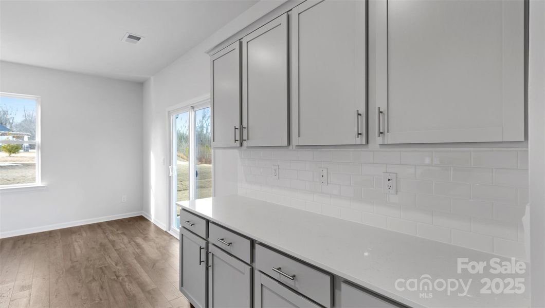 Photos are representative Photos are representative