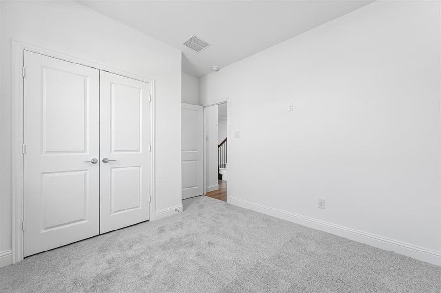 100 North Sky Drive ~ Ready Now 100 North Sky Drive ~ Ready Now