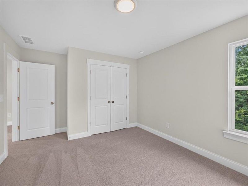 Spacious, unfurnished interior of a new home in , Dallas (Image 32).