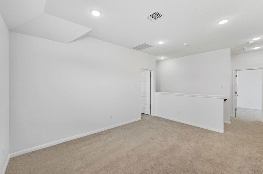 Spacious, unfurnished interior of a new home in Trinity Ranch, Elgin (Image 31). Spacious, unfurnished interior of a new home in Trinity Ranch, Elgin (Image 31).