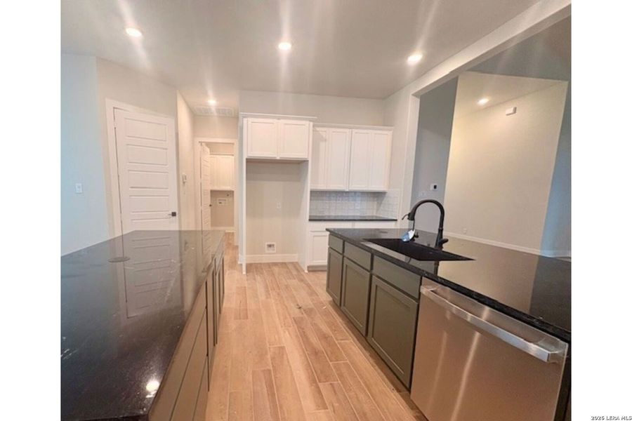 Furnished interior view inside a new home in Esperanza, Boerne (Image 7).