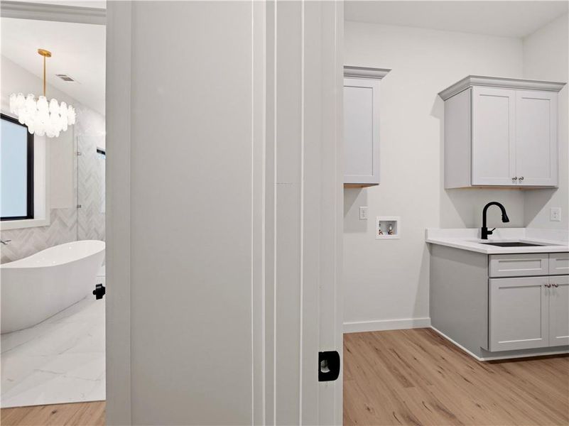 Furnished interior view inside a new home in , Gainesville (Image 18).