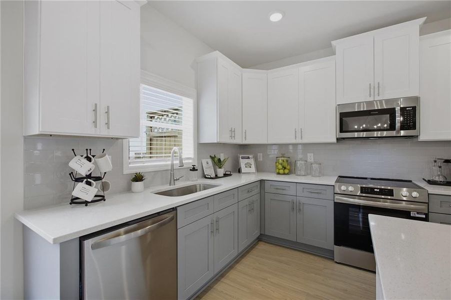 Furnished interior view inside a new home in , Mableton (Image 6).