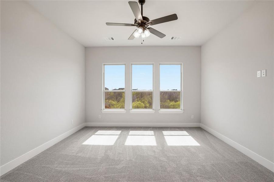 Spacious, unfurnished interior of a new home in Talon Hills, Fort Worth (Image 23).