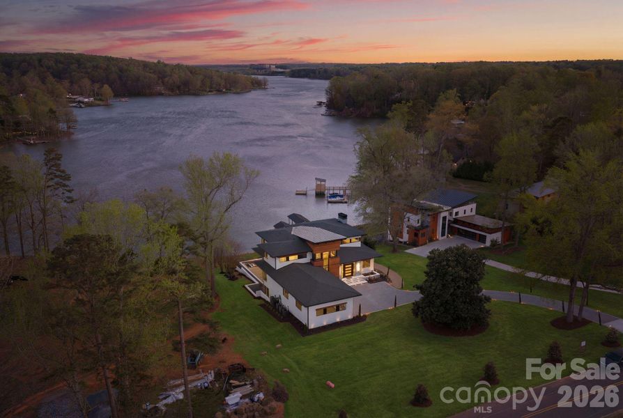 Image 44 of a home in .