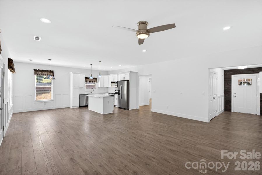 Spacious, unfurnished interior of a new home in , Cowpens (Image 20). Spacious, unfurnished interior of a new home in , Cowpens (Image 20).