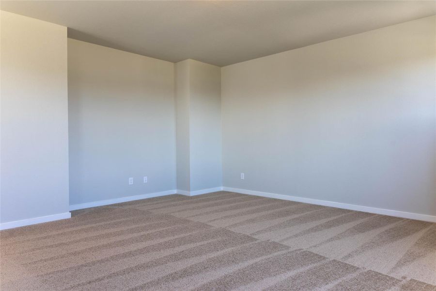 Spacious, unfurnished interior of a new home in La Segarra 40', Brookshire (Image 30).