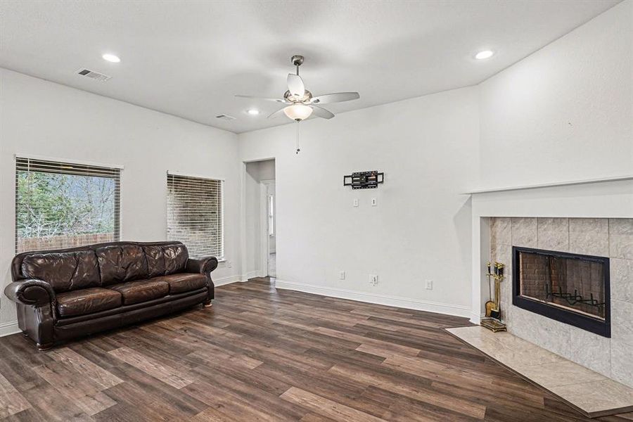 Furnished interior view inside a new home in , Keene (Image 11).
