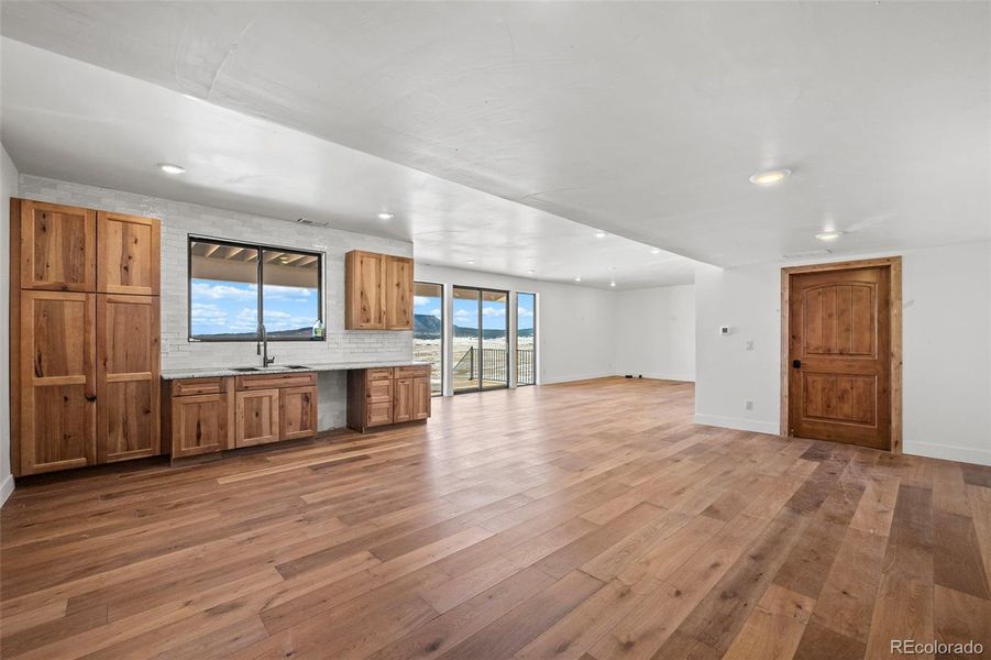 Spacious, unfurnished interior of a new home in , Sedalia (Image 16).