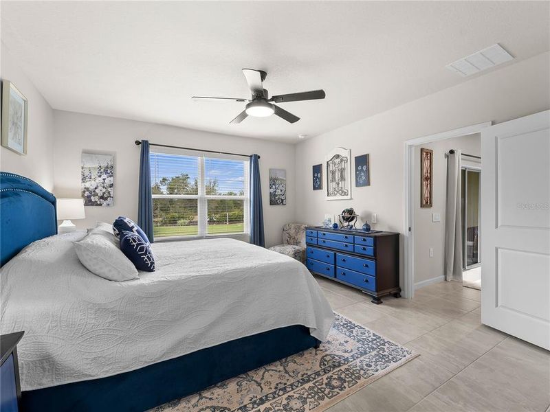 Furnished interior view inside a new home in , Port Charlotte (Image 43).
