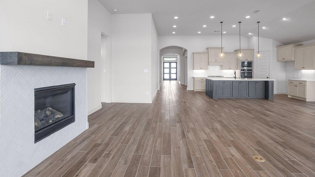 Spacious, unfurnished interior of a new home in Artavia, Conroe (Image 12). Spacious, unfurnished interior of a new home in Artavia, Conroe (Image 12).