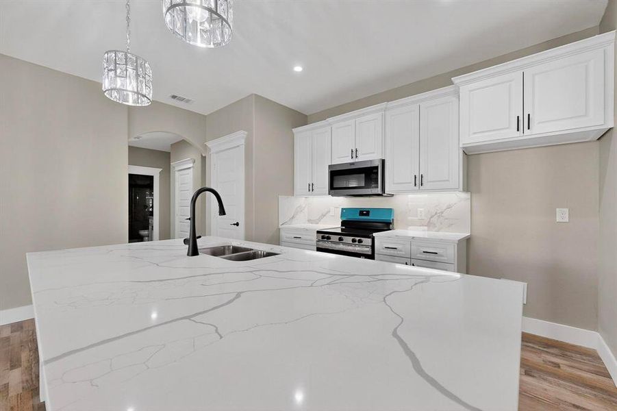 Furnished interior view inside a new home in , Terrell (Image 12).
