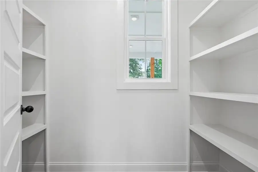 Image 29 of a home in .