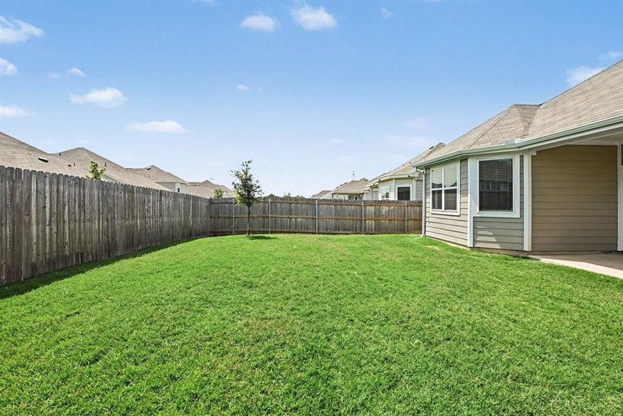 Exterior details and patio area of a home in , Fort Worth (Image 17).