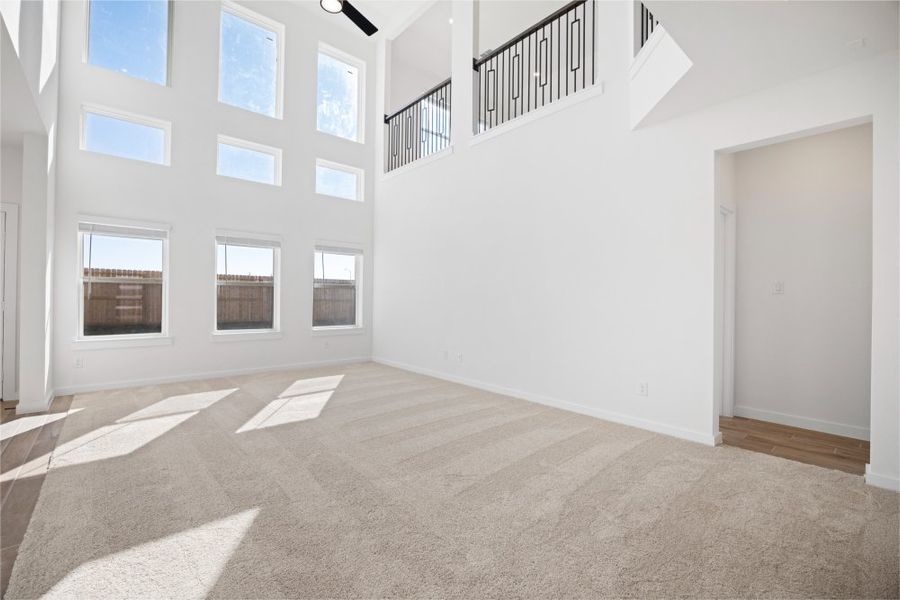 Spacious, unfurnished interior of a new home in Ashland, Houston (Image 13).