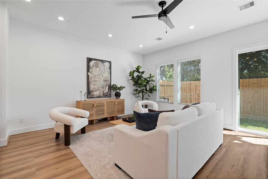 Step into a picture-perfect setting that highlights the charm. Every detail showcases meticulous craftsmanship and sophisticated design, creating an enduring allure that captivates and inspires