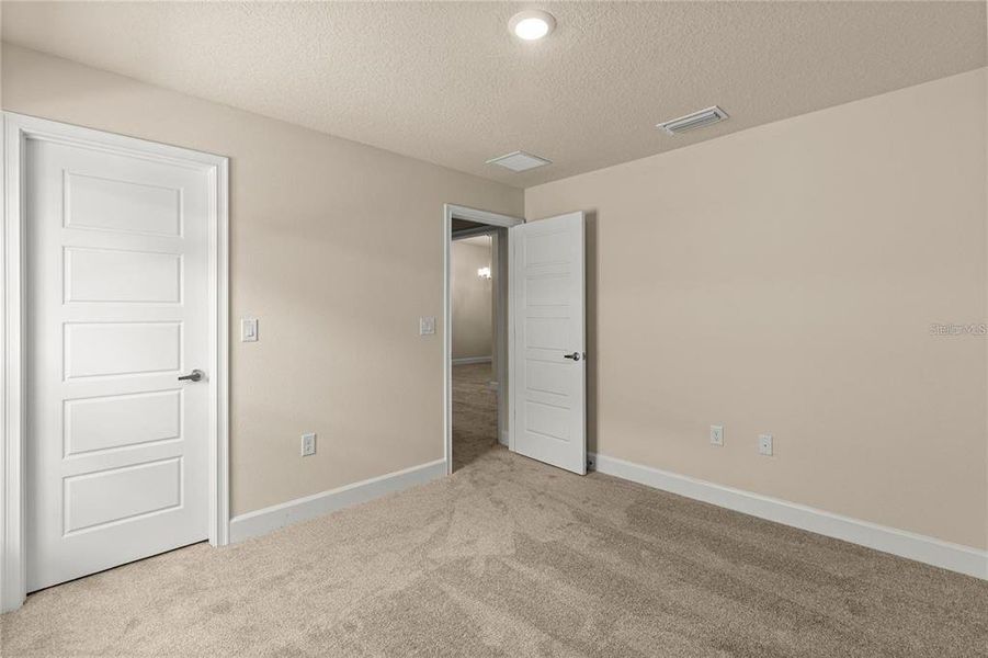 Spacious, unfurnished interior of a new home in Arbor Park, Leesburg (Image 13). Spacious, unfurnished interior of a new home in Arbor Park, Leesburg (Image 13).