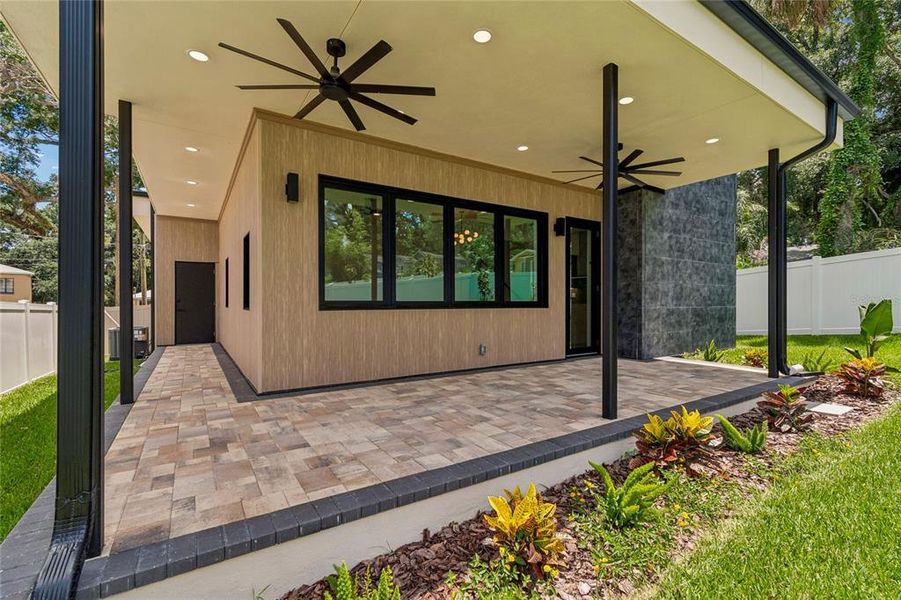 Exterior details and patio area of a home in , Tampa (Image 45).