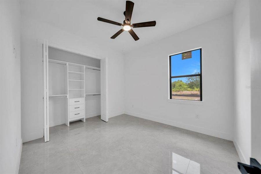 Spacious, unfurnished interior of a new home in , Lehigh Acres (Image 31).