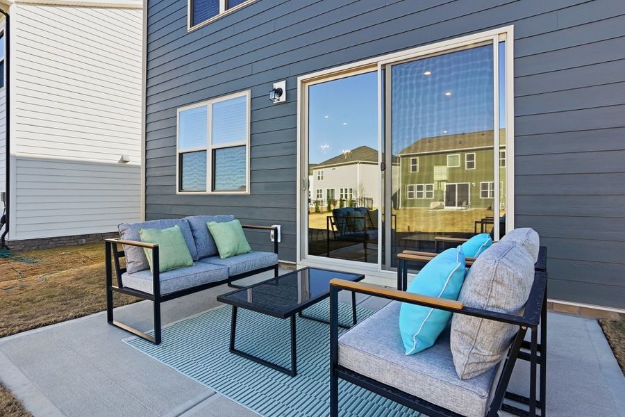 Exterior details and patio area of a home in Waxhaw Landing, Monroe (Image 3).