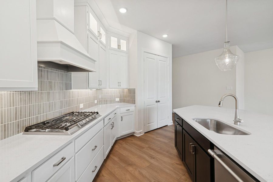 Furnished interior view inside a new home in The Highlands 55' - Encore Collection, Porter (Image 6). Furnished interior view inside a new home in The Highlands 55' - Encore Collection, Porter (Image 6).