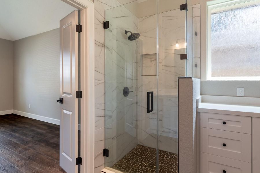 Furnished interior view inside a new home in , Huntsville (Image 7).