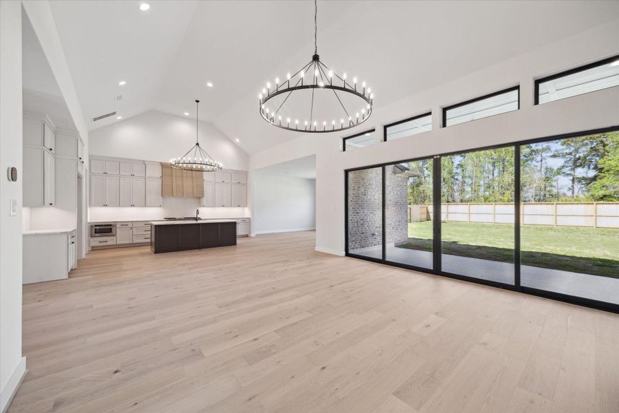 Image 15 of a home in Grand Central Park. Image 15 of a home in Grand Central Park.