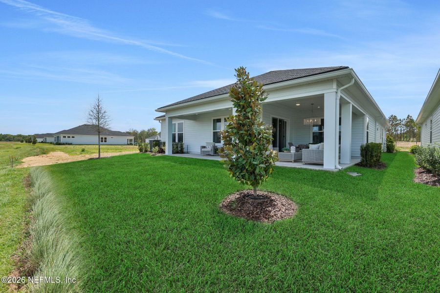 Exterior details and patio area of a home in , Flagler Beach (Image 33).