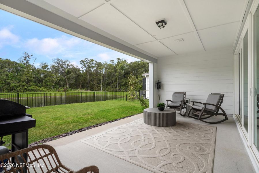 Exterior details and patio area of a home in , Jacksonville (Image 26).