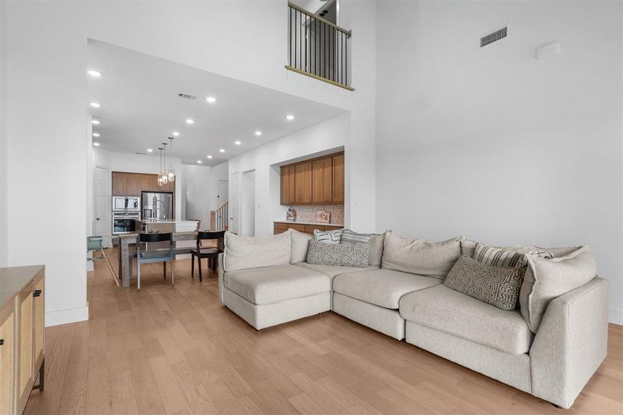 Furnished interior view inside a new home in Sandbrock Ranch, Aubrey (Image 14).