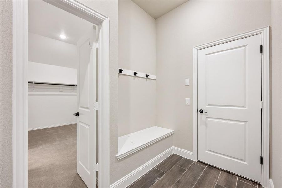 Spacious, unfurnished interior of a new home in Villages of Walnut Grove, Midlothian (Image 24).