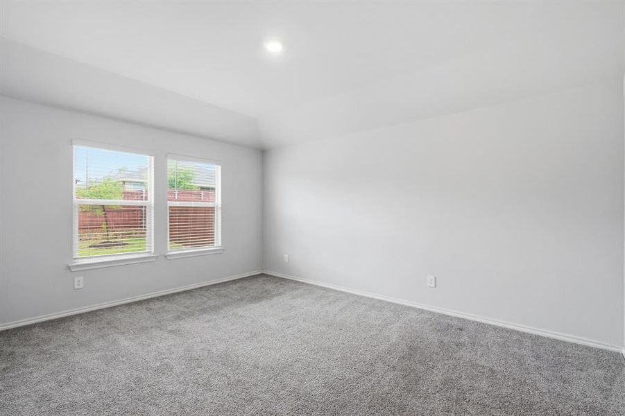 Spacious, unfurnished interior of a new home in , Fort Worth (Image 16).