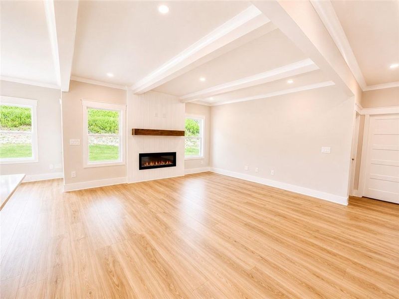 Spacious, unfurnished interior of a new home in Ponderosa Farms Estates, Gainesville (Image 24).